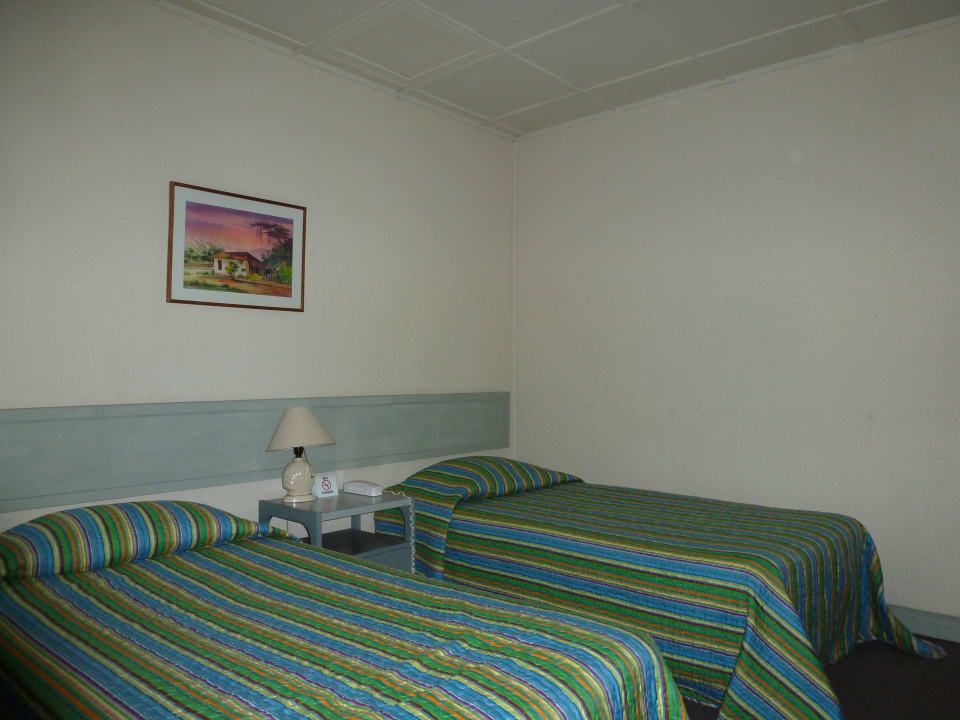 Schlafzimmer                                       Hotel Vesuvio