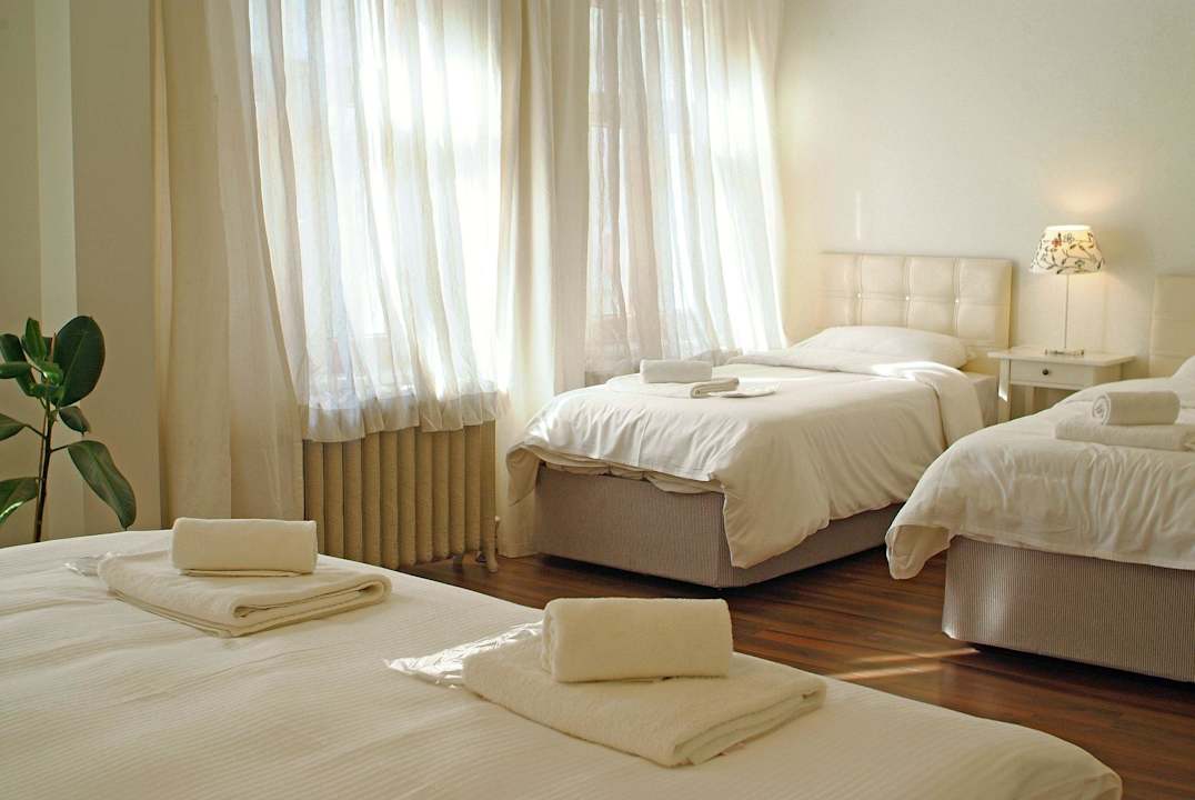 1 Bedroom Apartment with Terrace Tarus Apartments