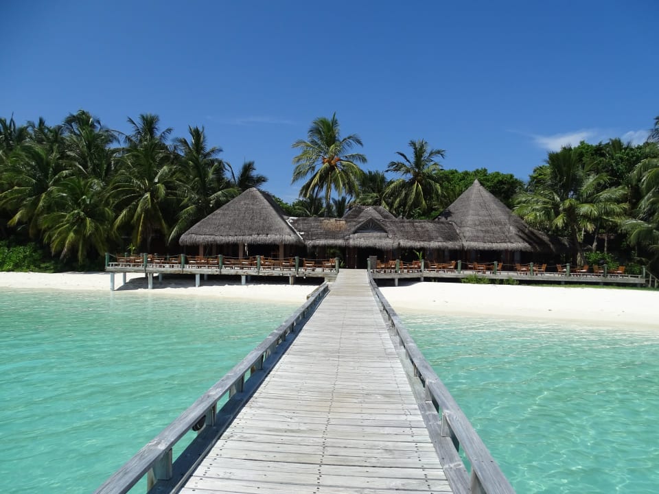 Bar direkt am Meer Kuramathi Maldives