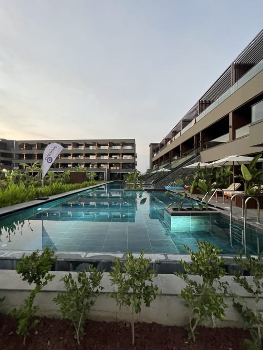 Pool Jacaranda Luxury Resort