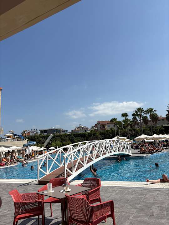 Pool Side Mare Resort & Spa