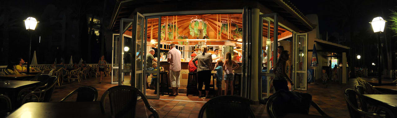 Poolbar Protur Safari Park Aparthotel