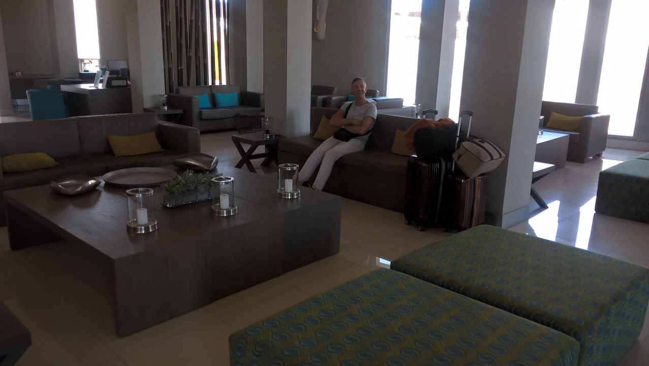 Lobby Hotel Oasis Atlantico Praiamar