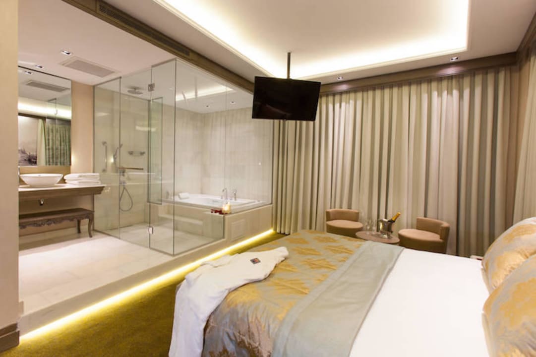 Pierre Loti Hotel Room Pierre Loti Hotel