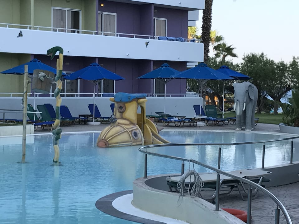 Pool Esperides Beach Resort