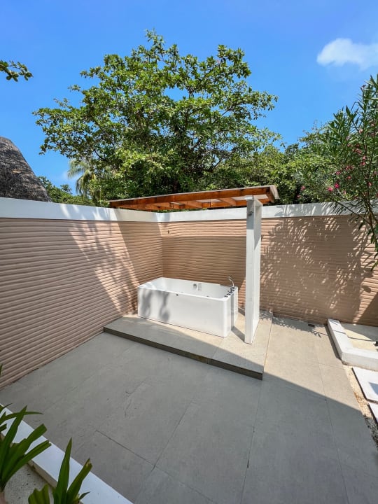 Zimmer Kudafushi Resort & Spa