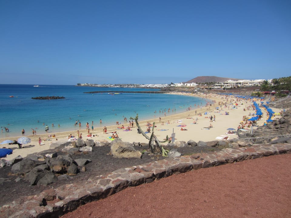 Playa Dorada direkt vorm Hotel Princesa Yaiza Suite Hotel Resort