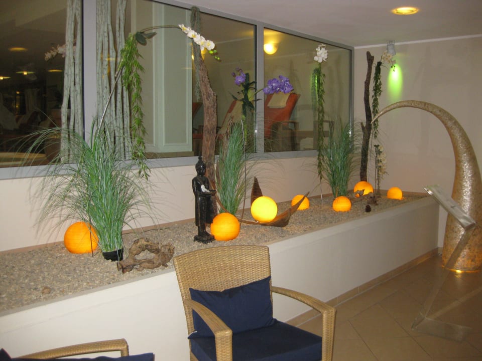 Eingangsbereich Pool Hotel Palace Berlin