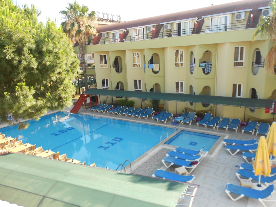Blick von unserem Balkon Hotel Angora