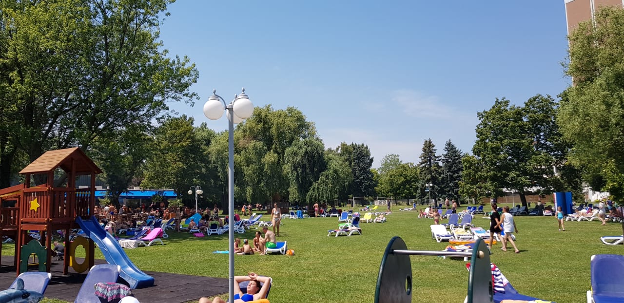 Gartenanlage Danubius Hotel Marina