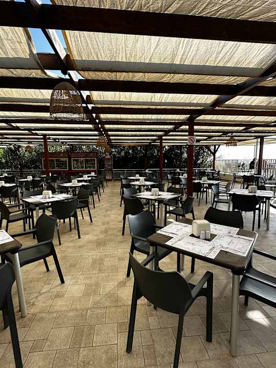 Gastro Side Aluna Hotel