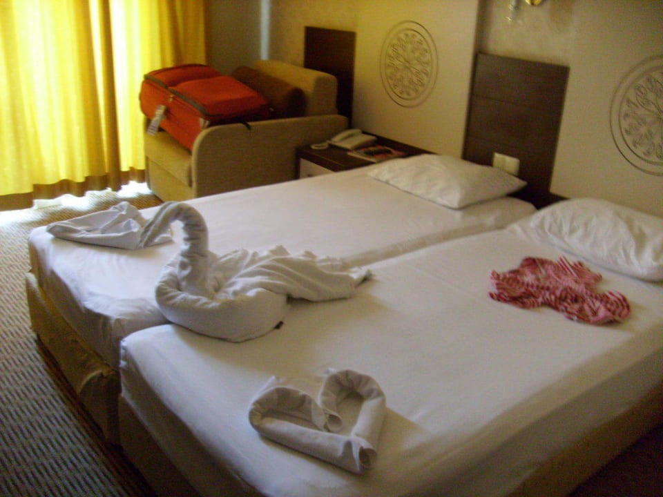 Doppelzimmer immer schön dekoriert Side Alegria Hotel & Spa - Adults only +16