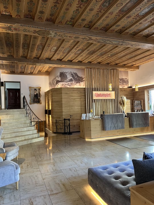 Lobby Hotel Unterwirt