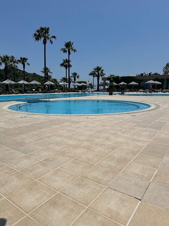 Pool ROBINSON SARIGERME PARK