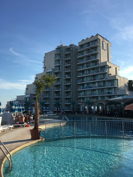 Außenansicht Hotel Borjana