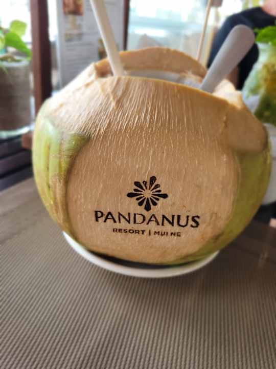 Gastro Pandanus Resort