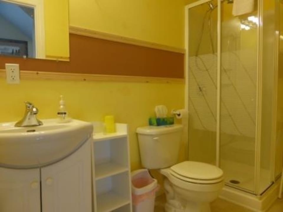 Separates Bad B&B A Marina Cove Inn