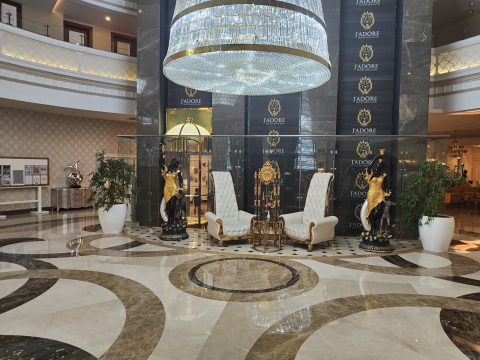 Lobby J'adore Deluxe Hotel & Spa