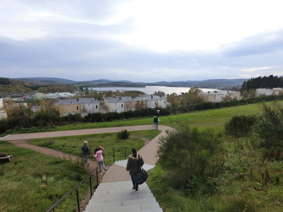 Ausblick auf dem Weg ins Hallenbad Center Parcs Park Bostalsee