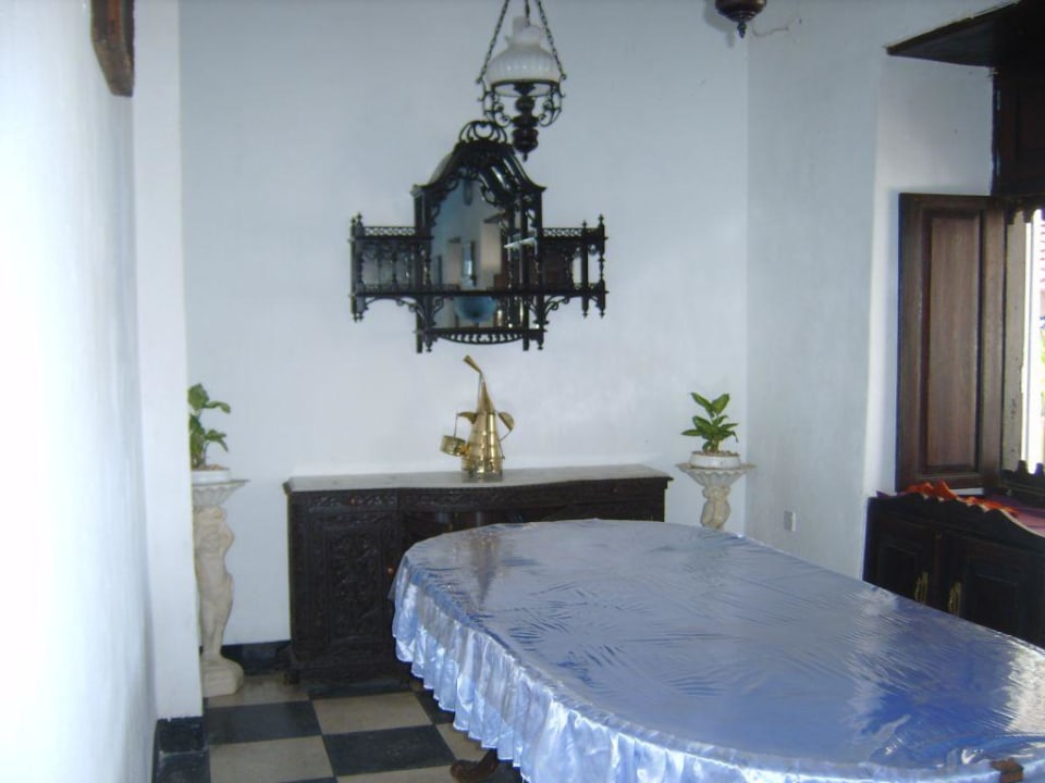 Restaurant Tembo House Hotel And Apartments