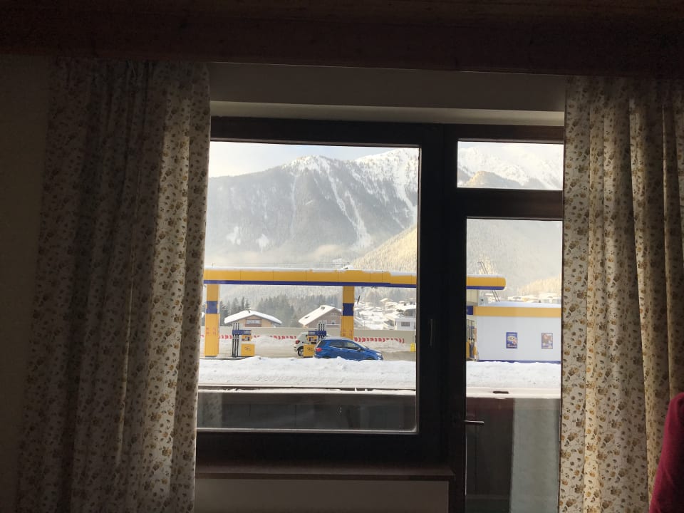 Außenansicht Alpenhotel Edelweiss