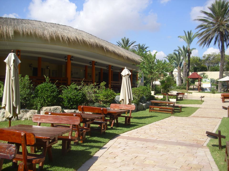 Snackbar mit großer Terrasse TUI MAGIC LIFE Africana