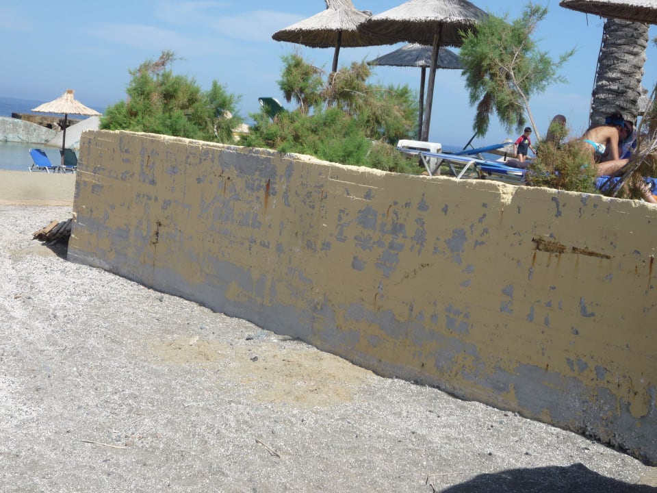 Schäbige Mauer Minos Imperial Beach Resort Milatos Crete