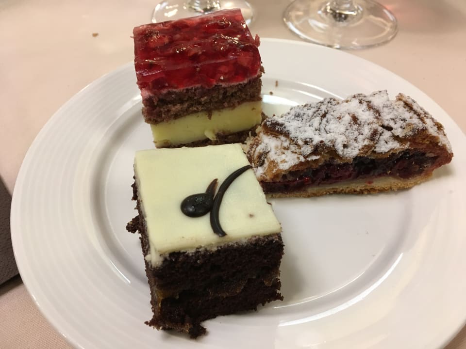 Gastro Caramell Premium Resort