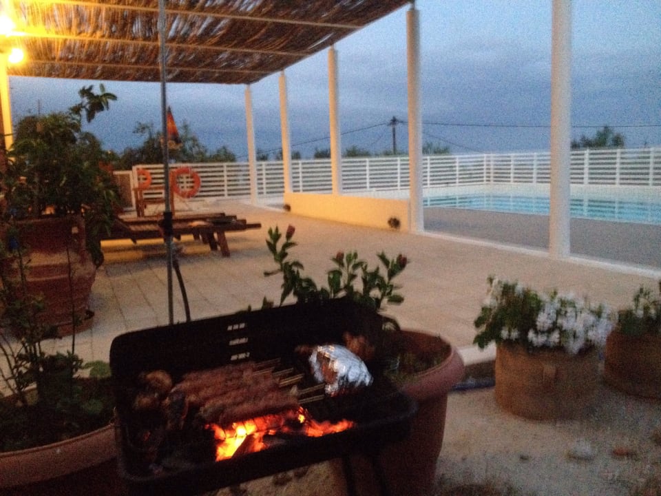 Beim Grillen Villa Bamboo