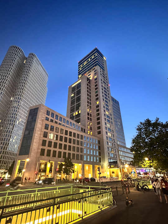 Außenansicht Waldorf Astoria Berlin