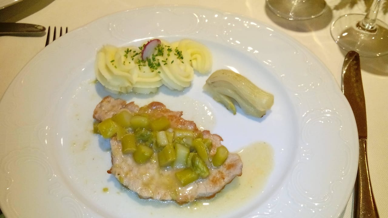 Hauptgang Turmhotel Gschwendt