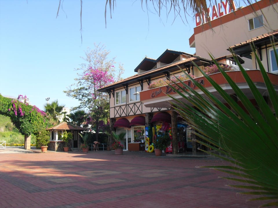 Hoteleingang Club Dizalya