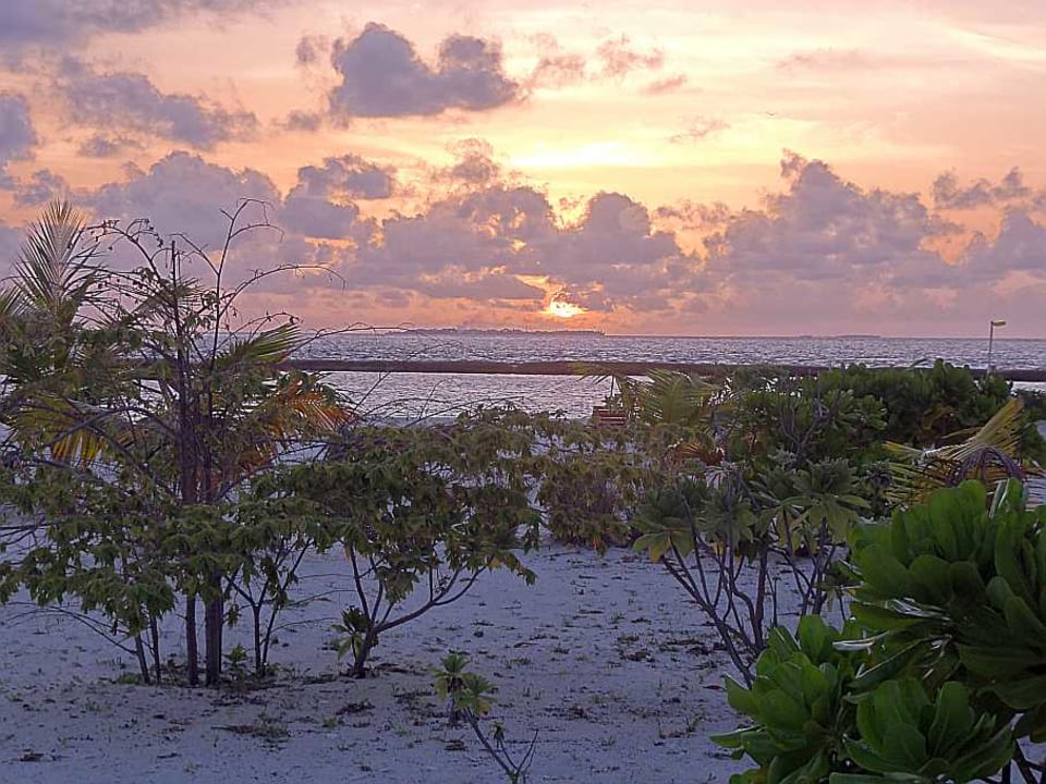 Strand Adaaran Select Meedhupparu Island Resort - Premium All Inclusive