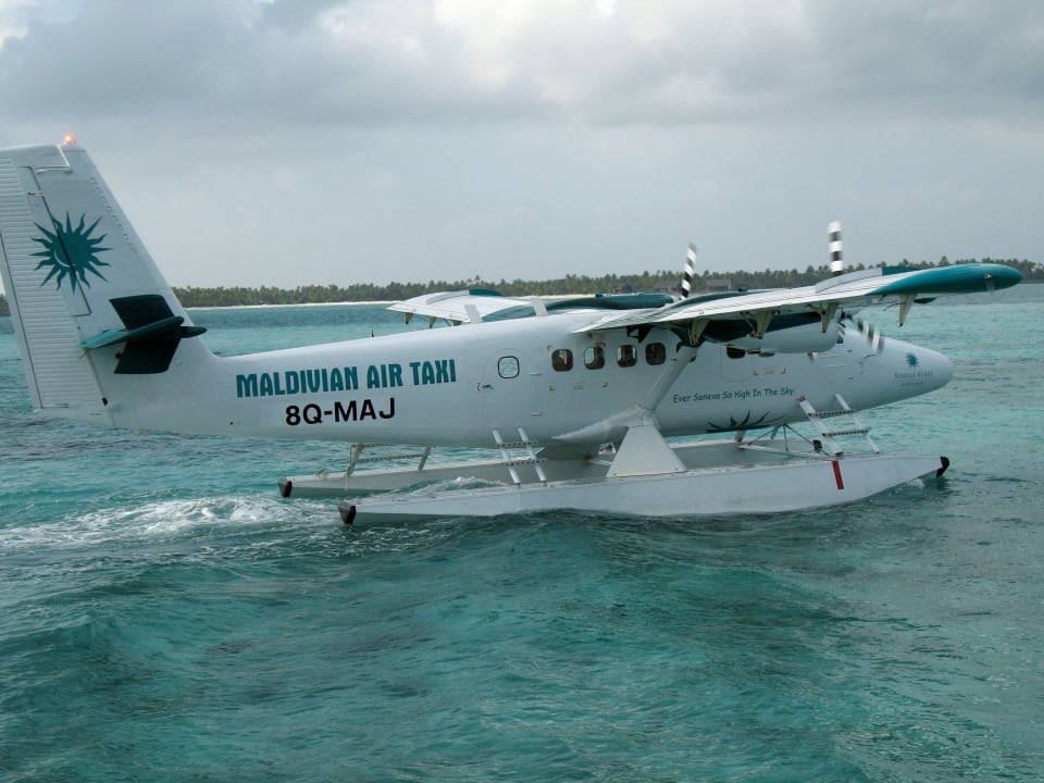Abflug / Wasserflugzeug Summer Island Maldives
