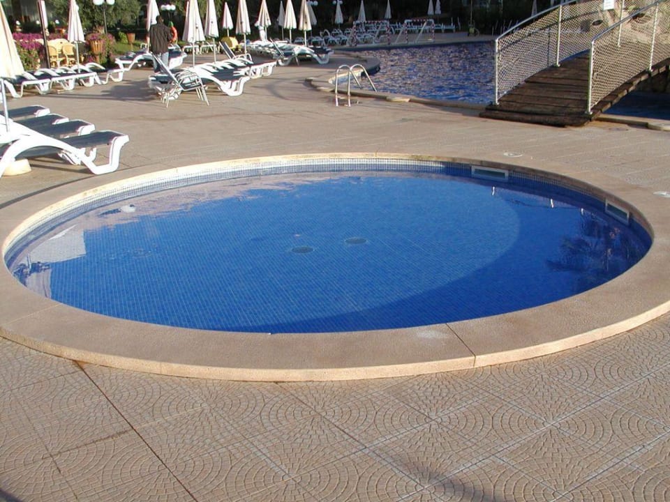 Kinderpool ca. 3-4 Meter im Durchmesser Hotel Tropic Garden