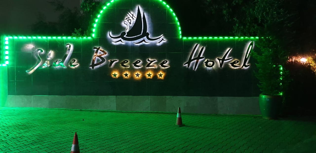Außenansicht Side Breeze Hotel