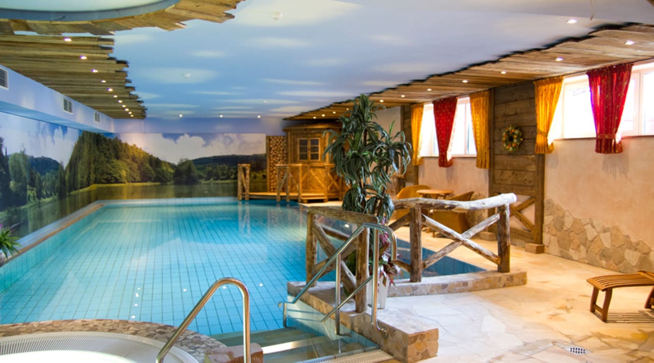 Pool Wellnesshotel Bürgerstuben