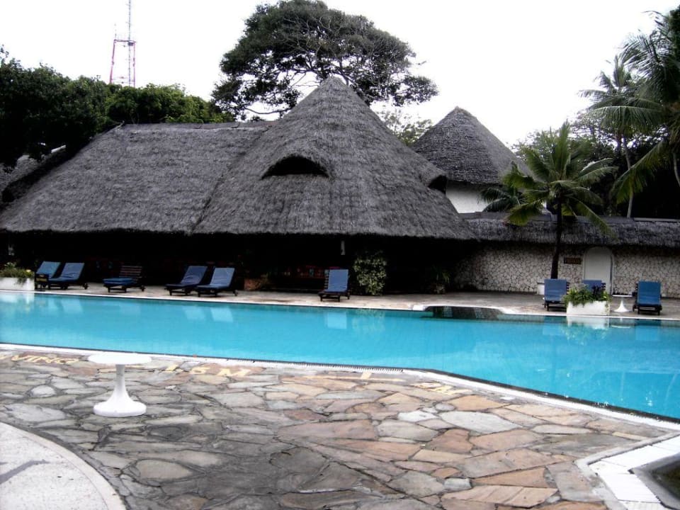 Der Hotel Pool Hotel Safari Beach
