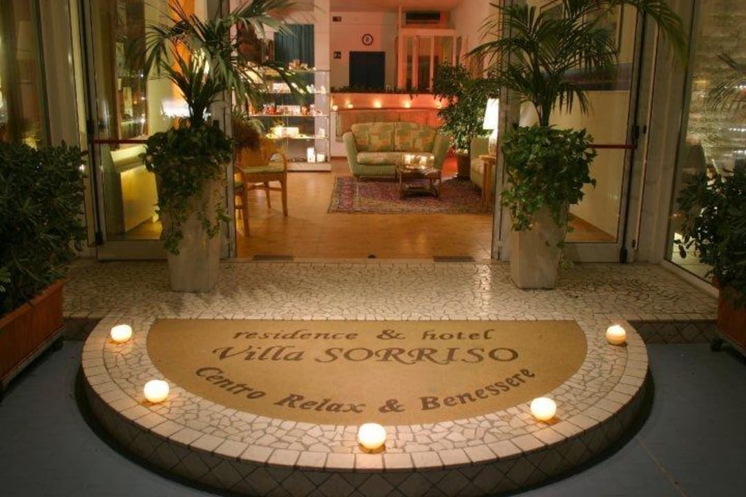 Entrata sera Boutique Hotel Villa Sorriso