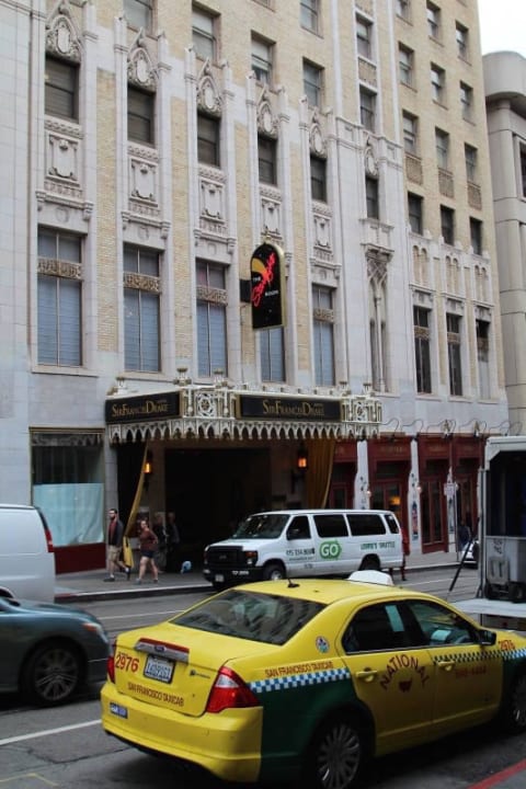 Hoteleingang Beacon Grand, A Union Square Hotel