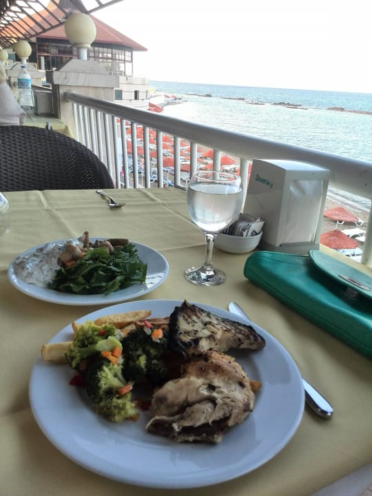 Gutes Essen Salamis Bay Conti Resort Hotel & Casino