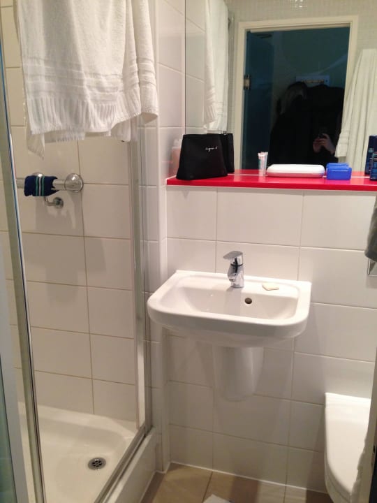 Badezimmer Point A Hotel London Paddington
