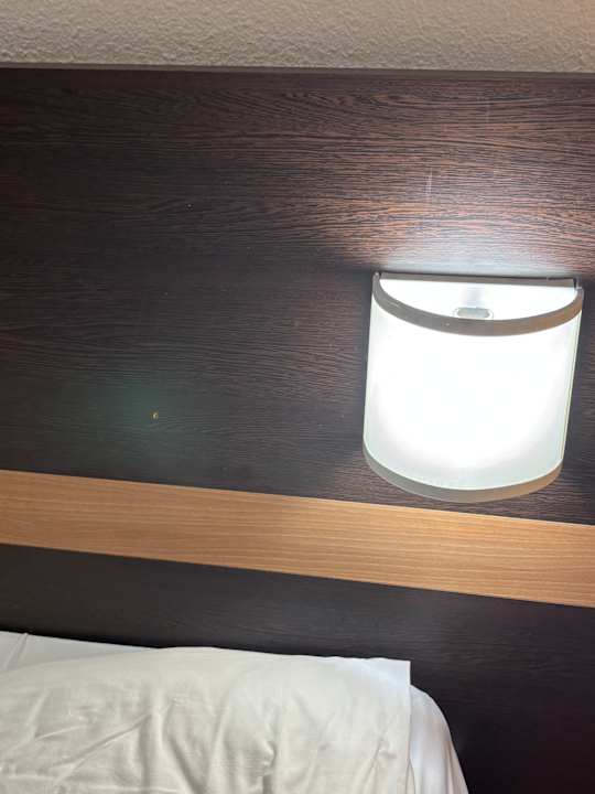 Zimmer Premiere Classe Lille Ouest - Lomme