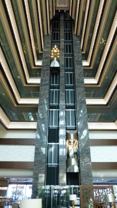 Die beiden Glasafzüge Ramada Plaza by Wyndham Antalya