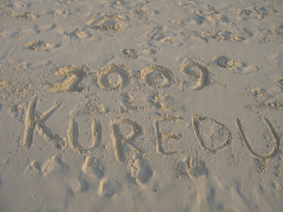 Schriftzug KUREDU Kuredu Island Resort & Spa