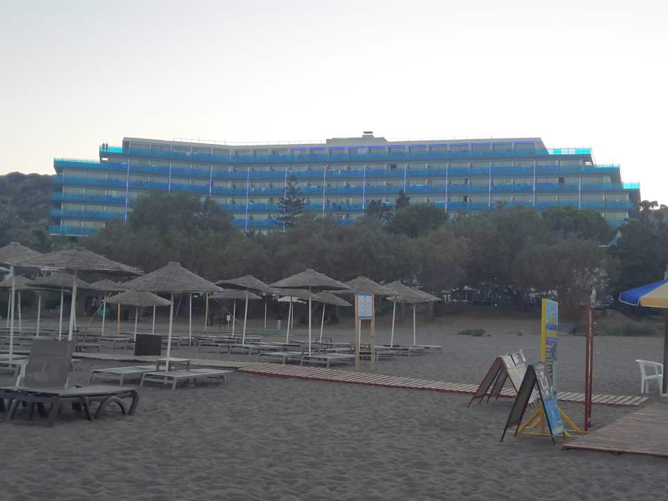 Außenansicht Hotel Calypso Beach