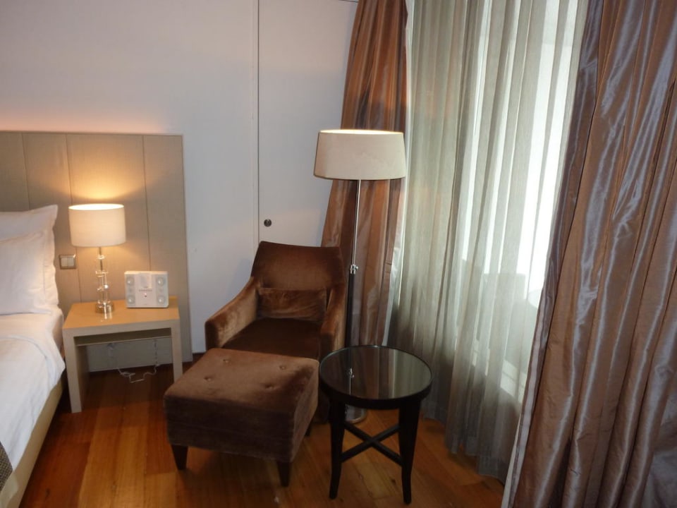 Poolterrace Room Singapore Marriott Tang Plaza Hotel