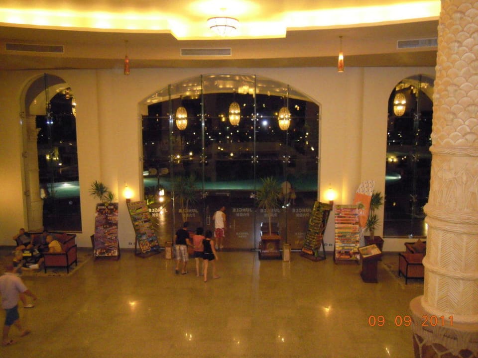 Blick von Lobby zum Resort Pickalbatros Jungle Aqua Park Resort - Neverland Hurghada