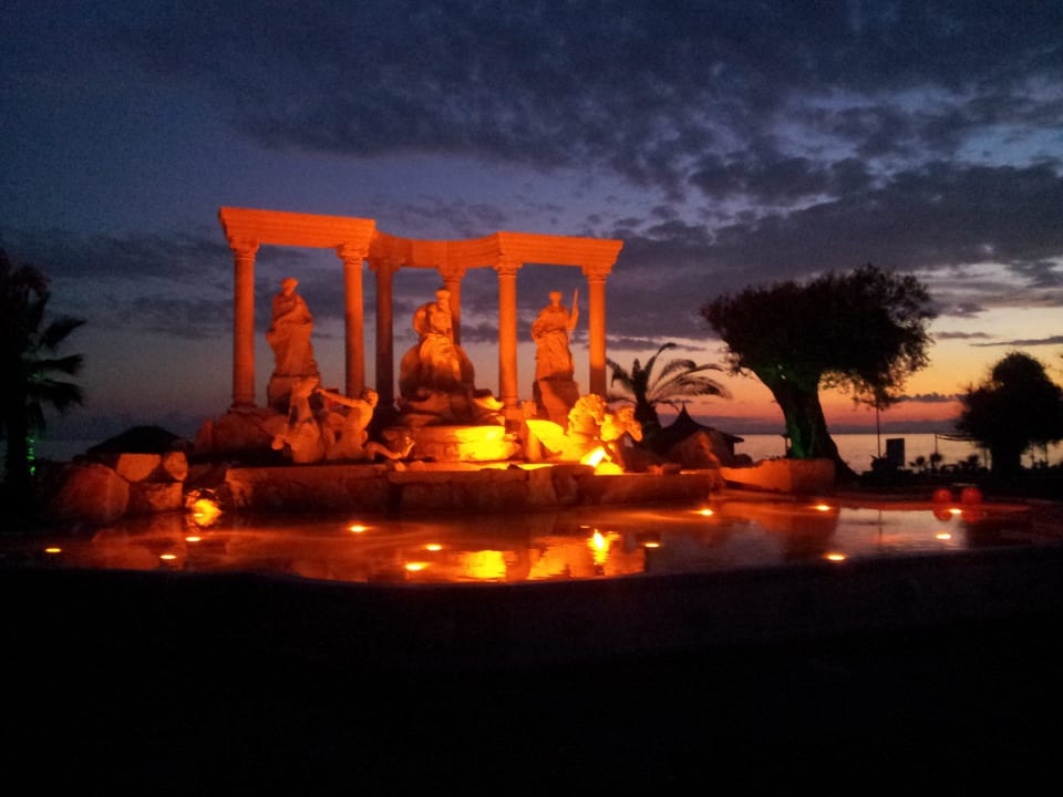 Beautiful night Dobedan Exclusive Hotel And Spa