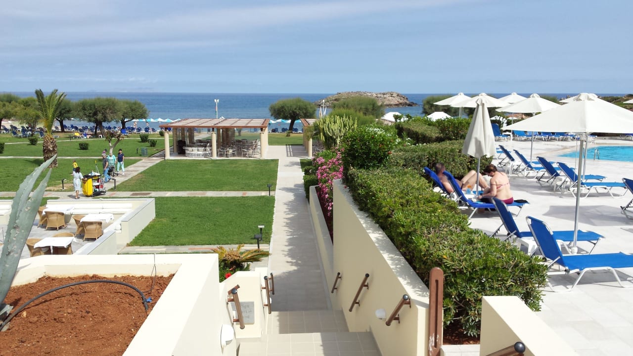 Der Weg zum Strand Grecotel Meli Palace